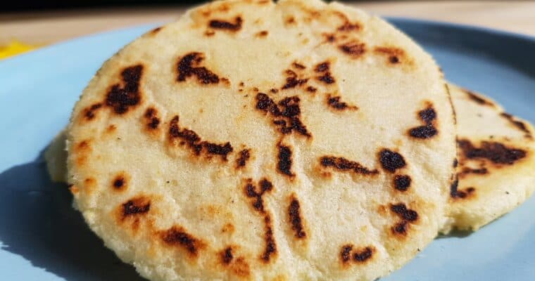 Arepas Colombianas (Colombian Corn Cakes)