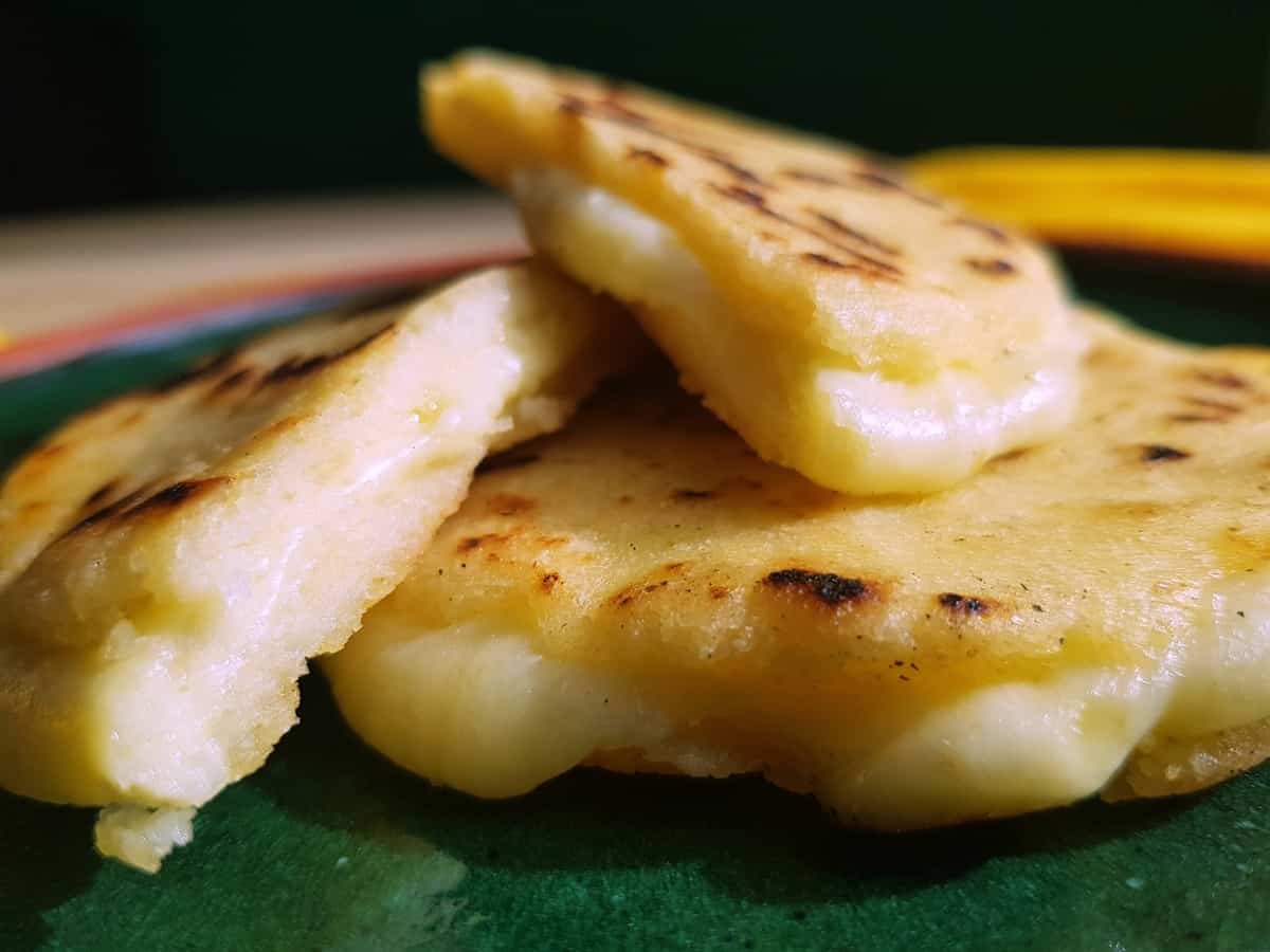 Arepas De Queso Colombianas Vecina Vegetariana 