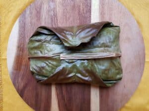 Vegetables Wrapped in Banana Leaf - Vecina Vegetariana