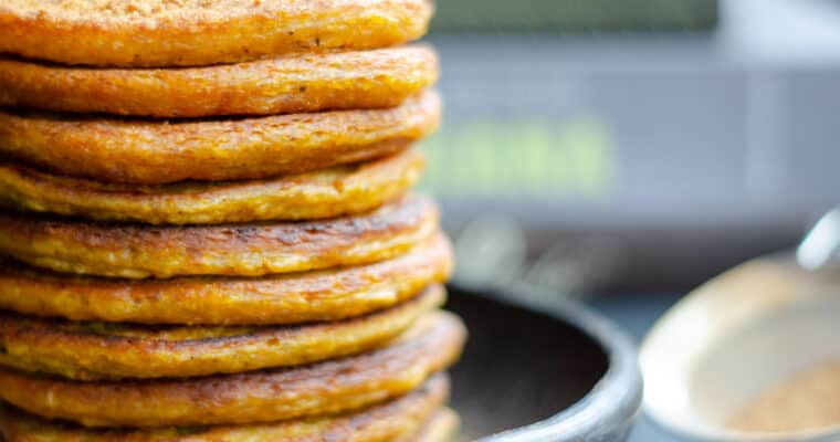 Pancakes Veganos de Calabaza (Receta Fácil)